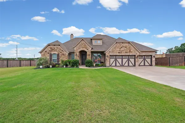 104 Lagrange Court, Weatherford, TX 76088