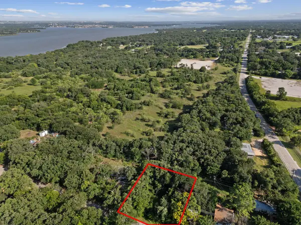 7222 Alcove Street, Azle, TX 76020