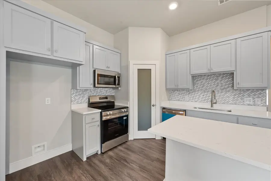 1206 E 11th, Corsicana, TX 75110 - #3