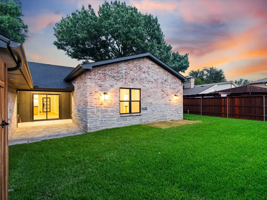 2813 Staffordshire Drive, Carrollton, TX 75007 - #3
