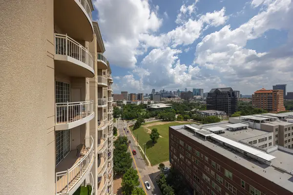 3225 Turtle Creek Boulevard #1422, Dallas, TX 75219