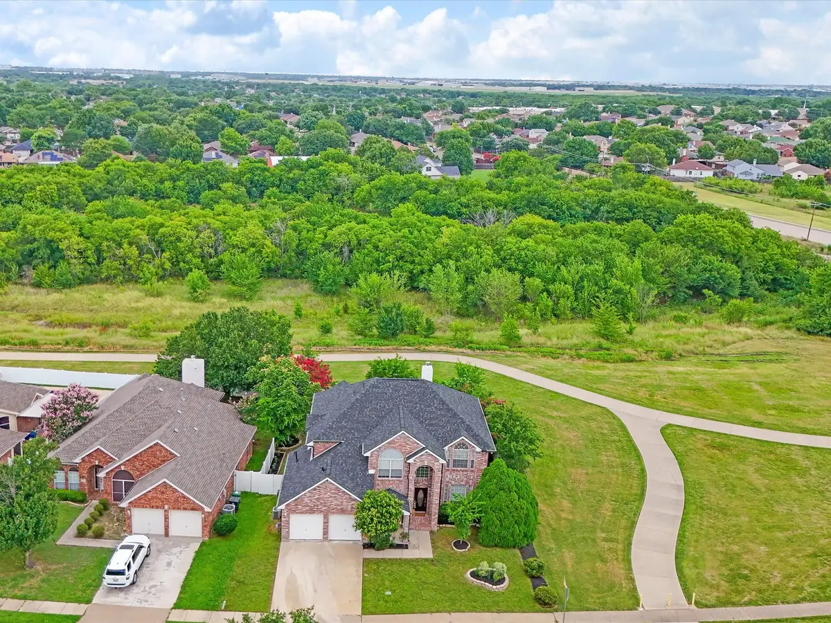 615 E Lynn Creek Drive, Arlington, TX 76002 - #1