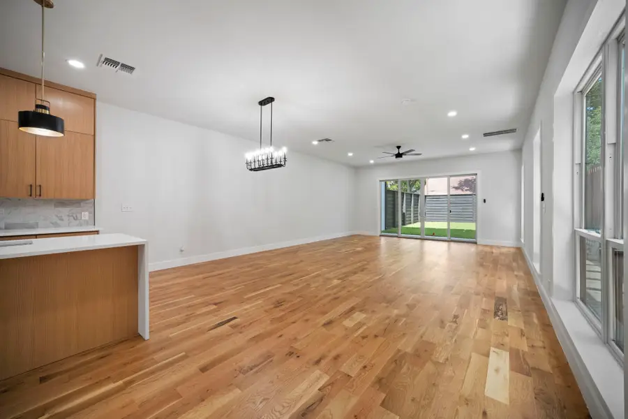 732 Cedar Hill Avenue, Dallas, TX 75208 - #2