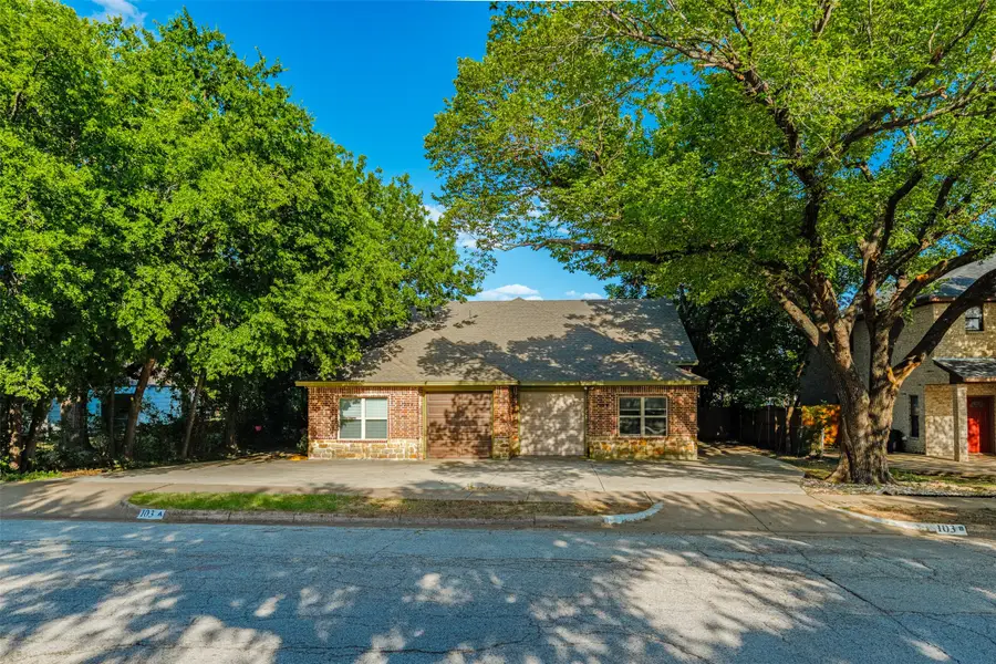 103 Del Rio Avenue #B, Benbrook, TX 76126 - #3