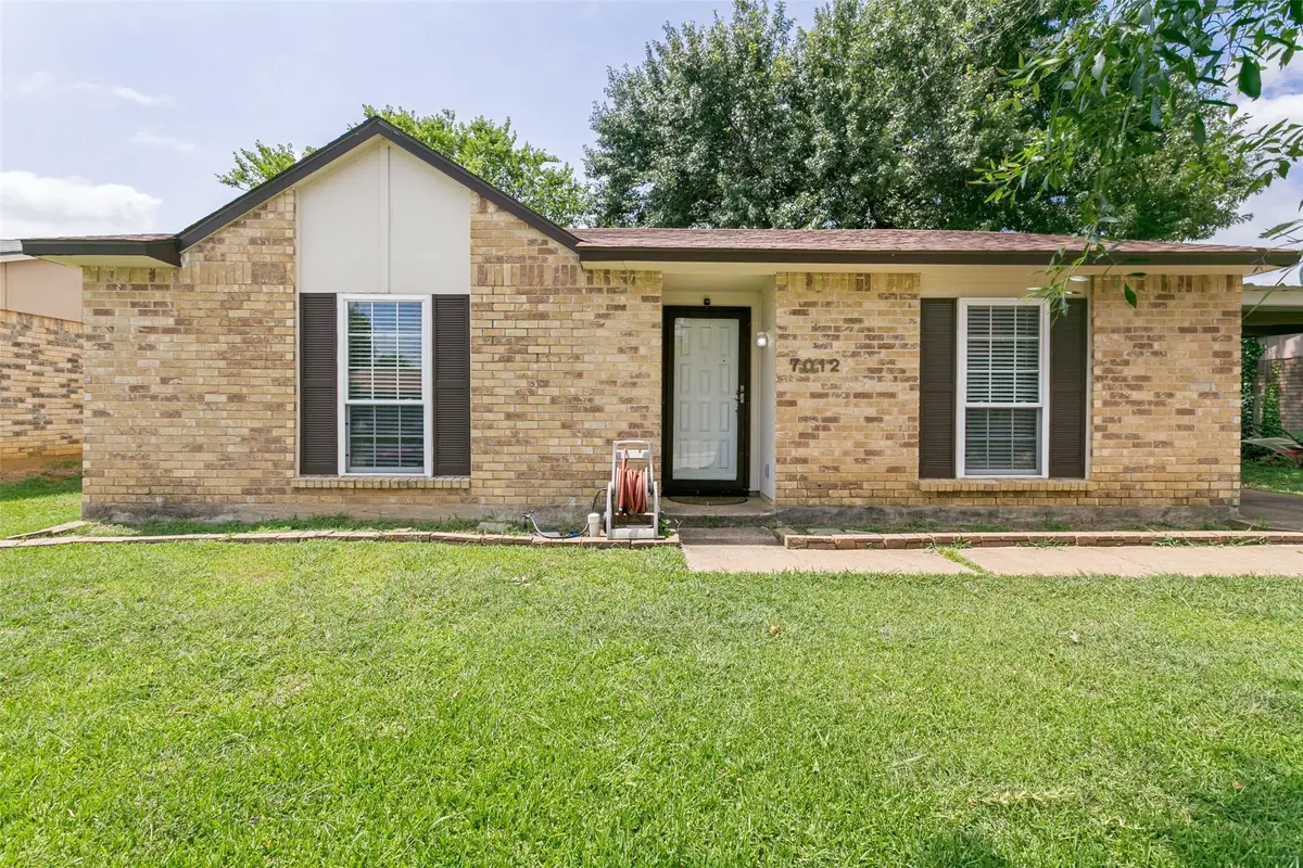 7012 Greenview Circle S, Fort Worth, TX 76120 - #1