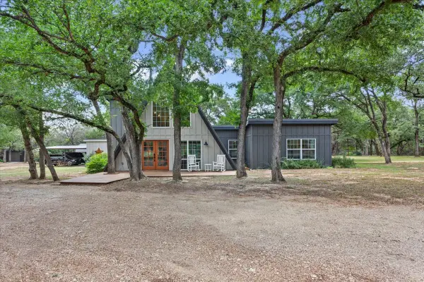 15988 Wortham Bend Road, China Spring, TX 76633