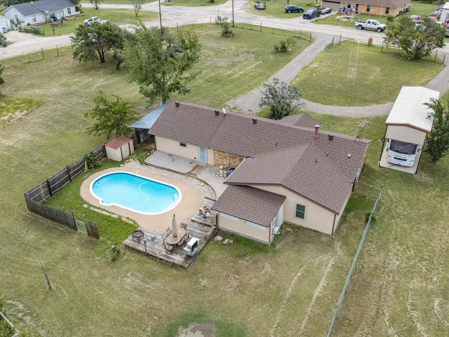 704 Land Of Goshen Drive, Springtown, TX 76082 - #3