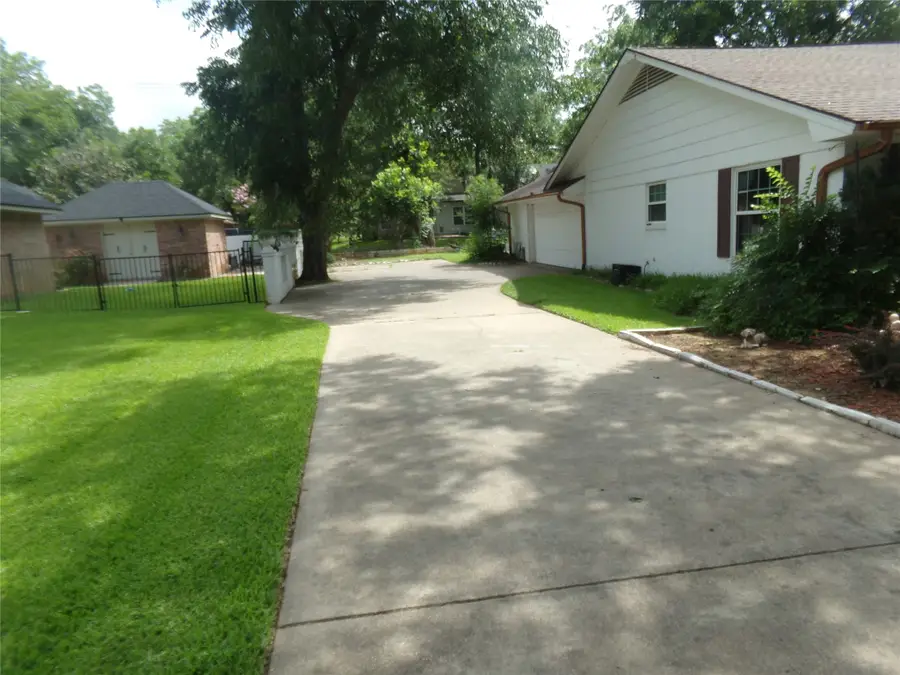 5110 Wedgefield Road, Granbury, TX 76049 - #3