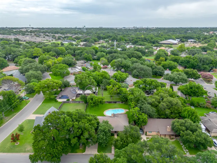 8520 Marys Creek Drive, Benbrook, TX 76116 - #3