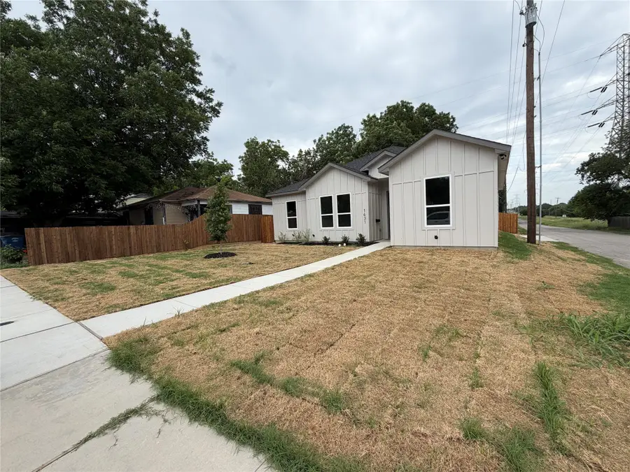 1431 Presidio Avenue, Dallas, TX 75216 - #2