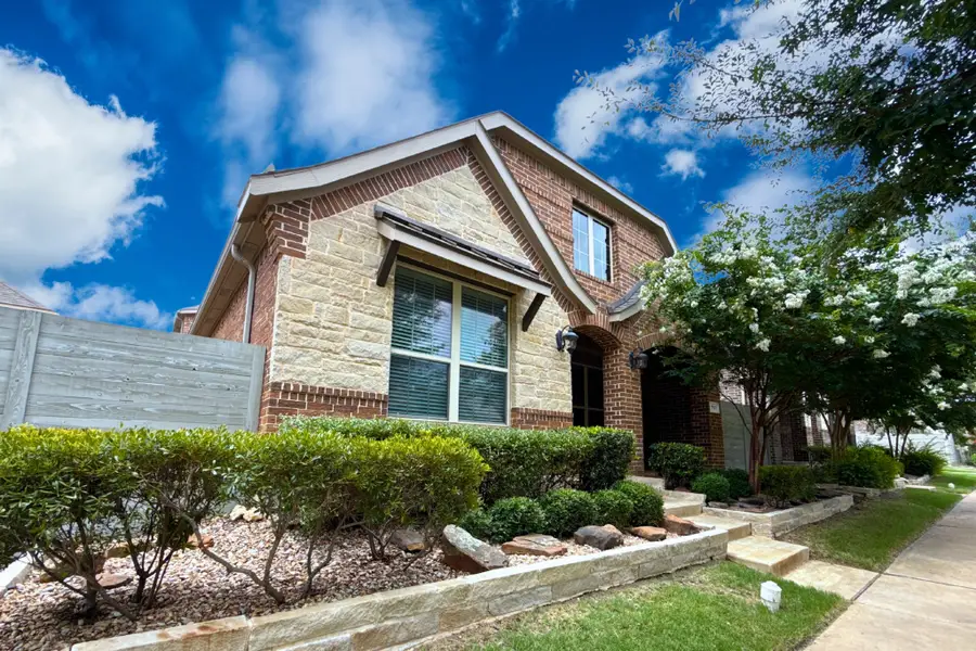 717 10th Street, Argyle, TX 76226 - #3