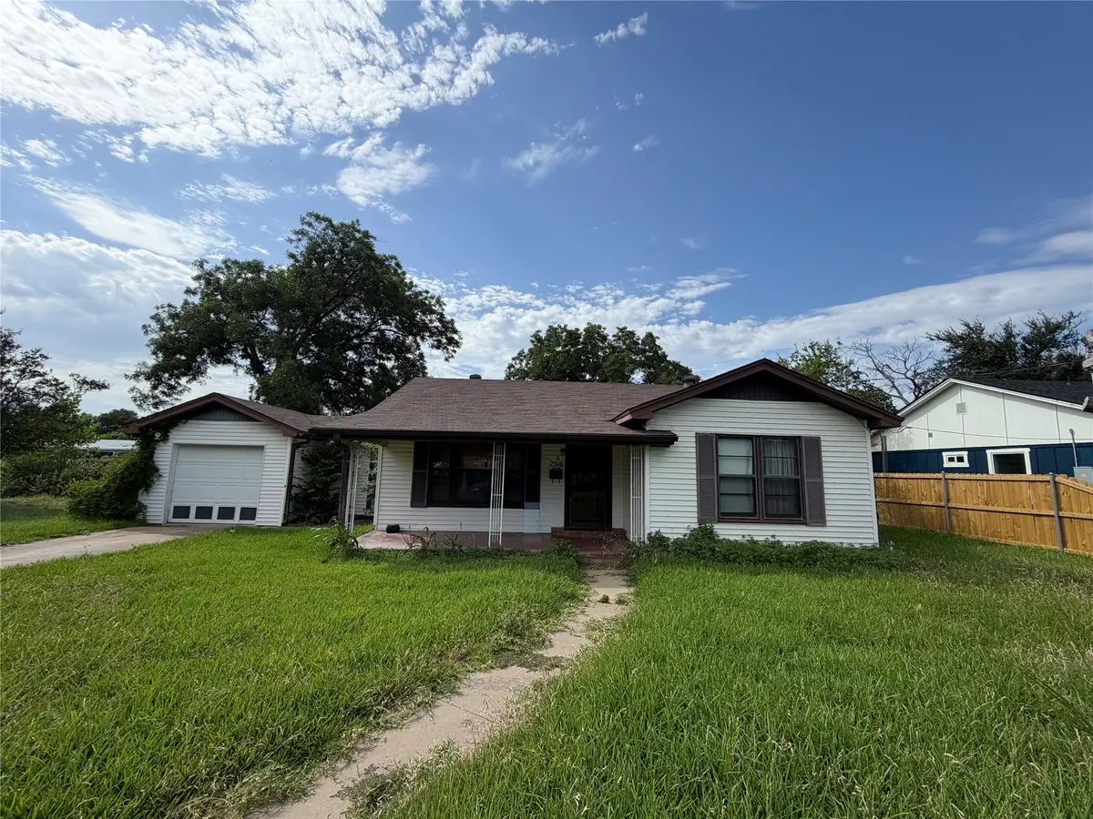 2516 Briarwood Lane, Bellmead, TX 76705 - #1