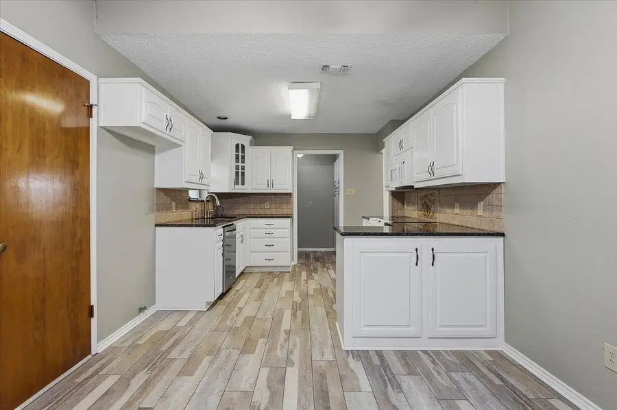 4537 Foxfire Way, Fort Worth, TX 76133 - #3
