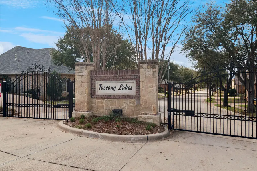 6411 Tuscany Park Drive, Arlington, TX 76016 - #2