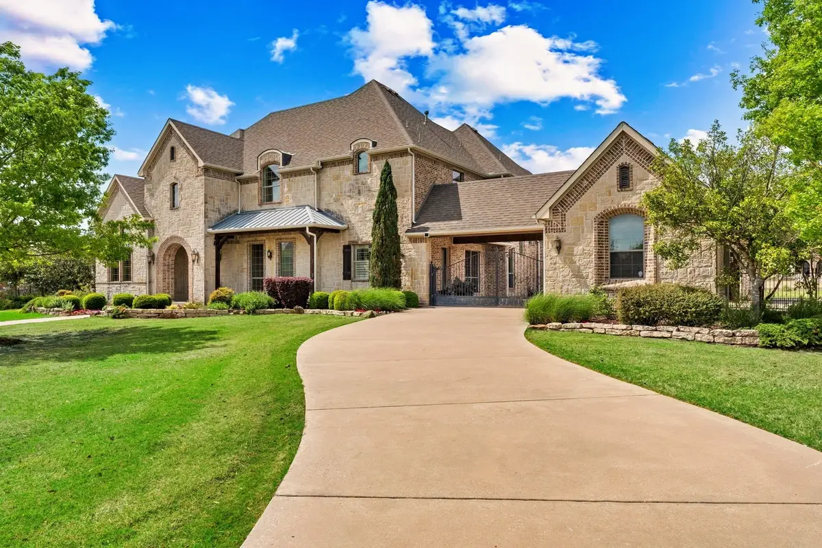 1061 Kingsbridge Lane, South Rockwall, TX 75032 - #1