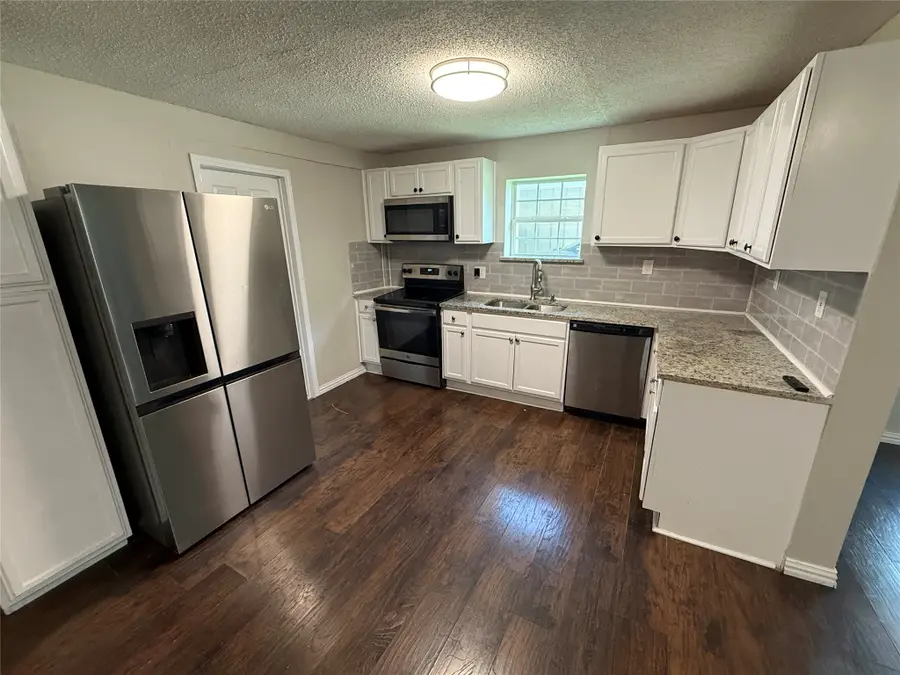 116 Griffin Street, Waxahachie, TX 75165 - #3