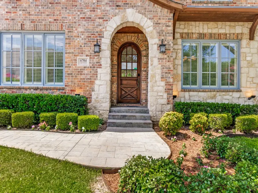 6704 Northwood Road, Dallas, TX 75225 - #3