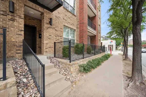 950 Henderson Street #1200, Fort Worth, TX 76102