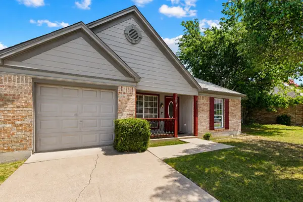 4609 Feathercrest Drive, Fort Worth, TX 76137