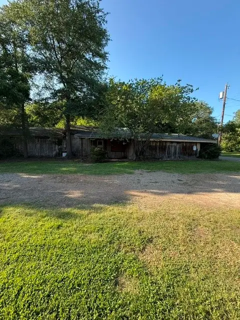 325 25th Street Ne, Paris, TX 75460