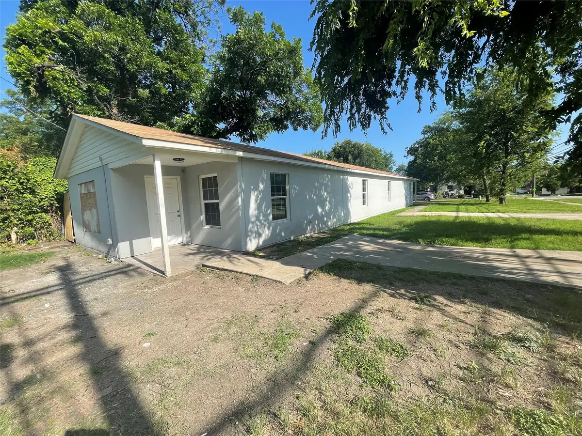 2155 New York Avenue, Fort Worth, TX 76104 - #1