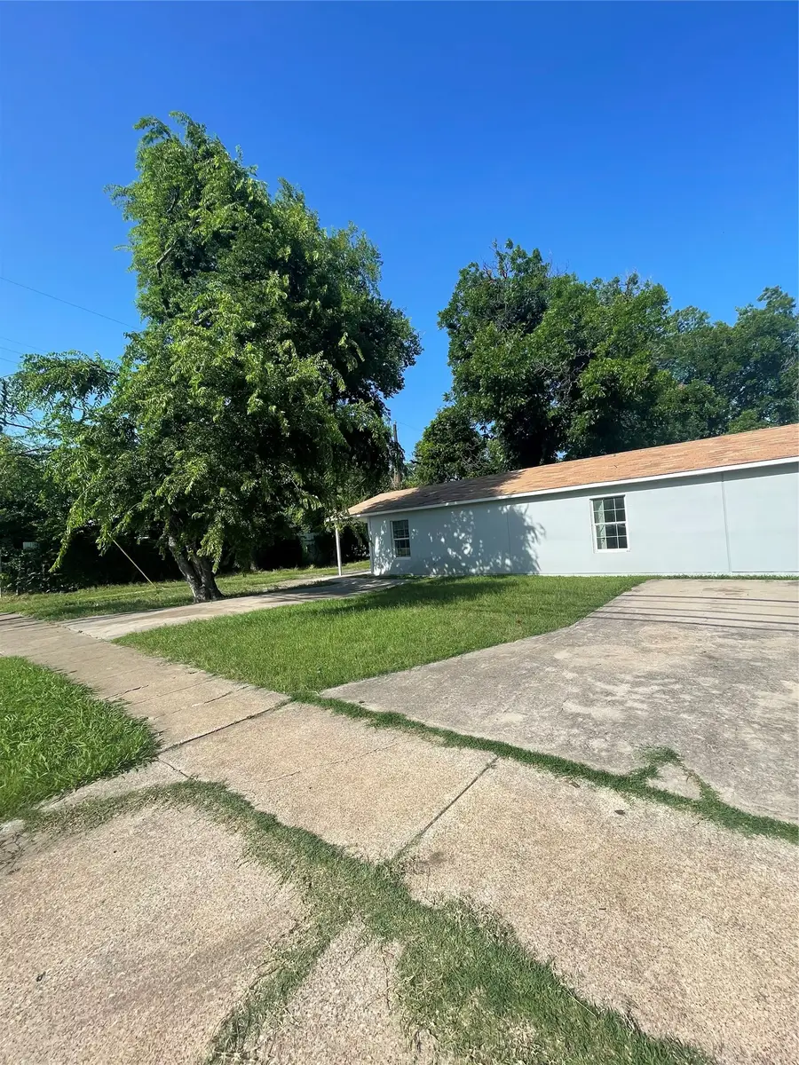 2155 New York Avenue, Fort Worth, TX 76104 - #2