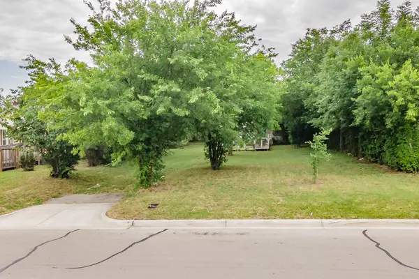 5321 Houghton Avenue, Fort Worth, TX 76107