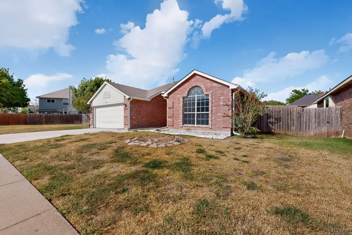 5203 Alta Vista Lane, Arlington, TX 76017 - #1