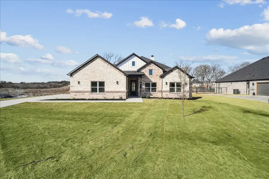 340 Slimp Bluff, Azle, TX 76020 - #2