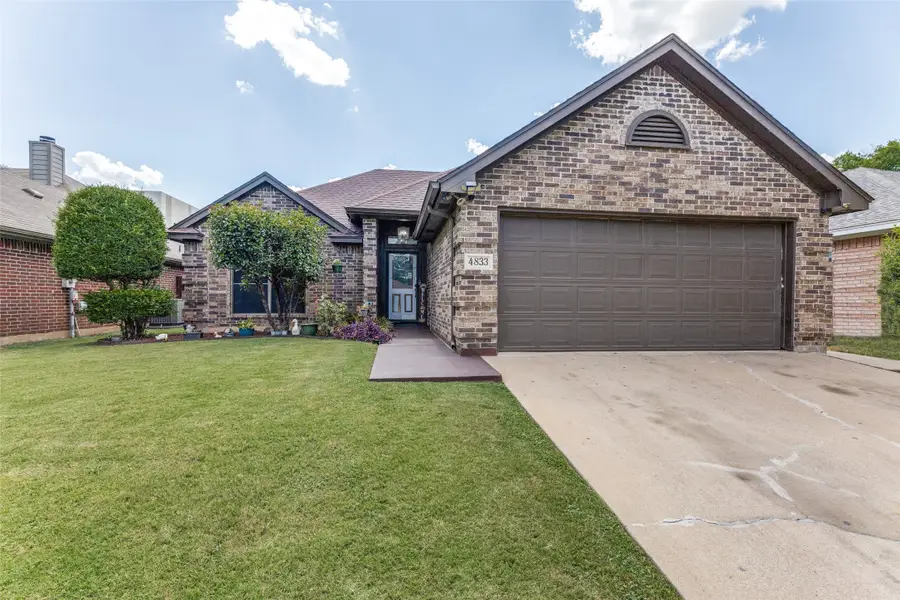 4833 Colonial Park Drive, Haltom City, TX 76117 - #2