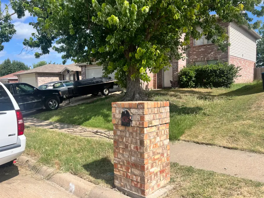 4320 Meadowknoll Drive, Fort Worth, TX 76123 - #2