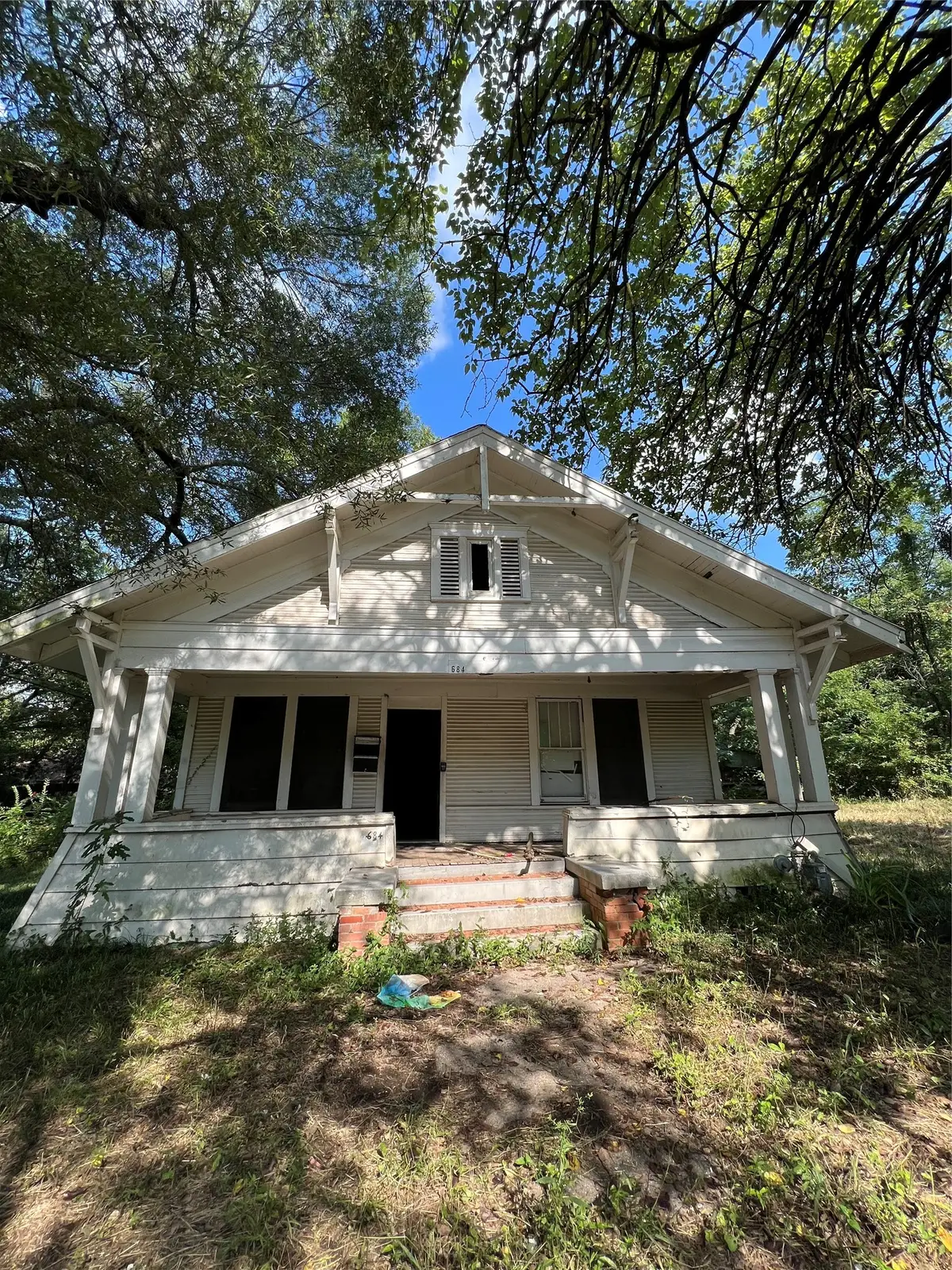 684 5th Street Nw, Paris, TX 75460 - #1