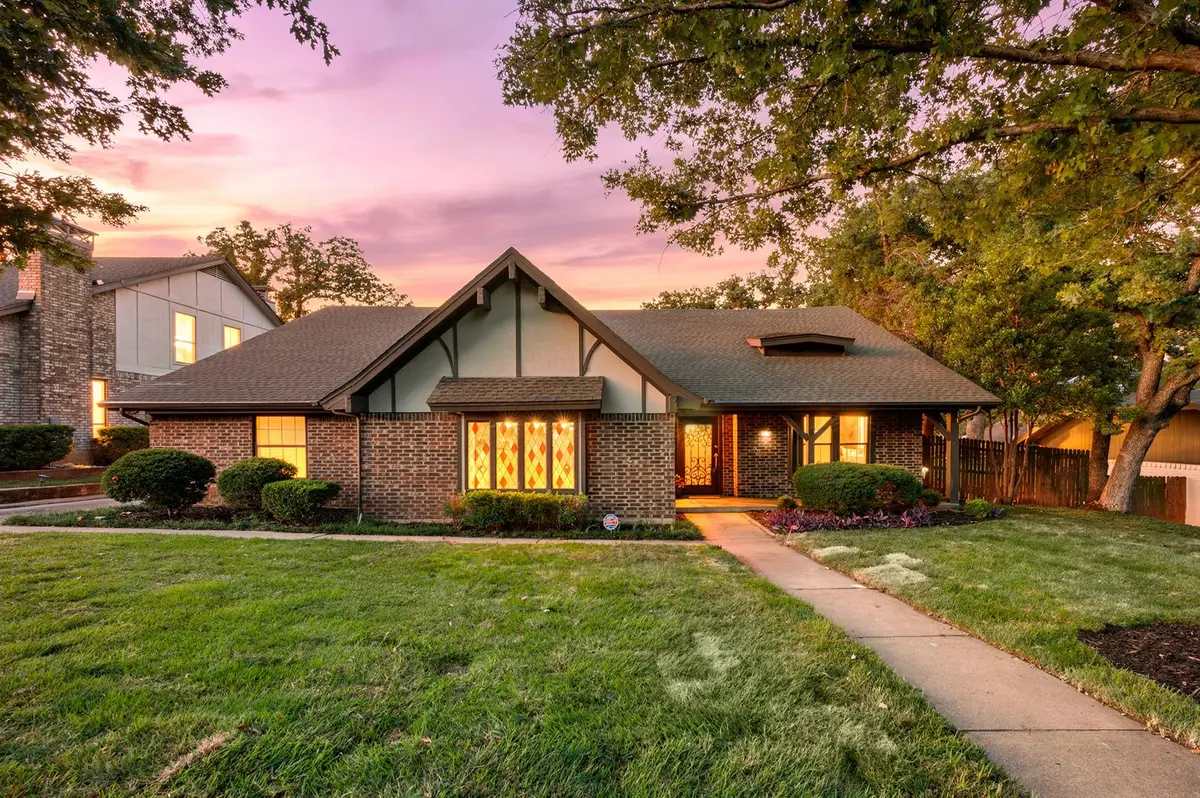 2214 Wilson Drive, Arlington, TX 76011 - #1
