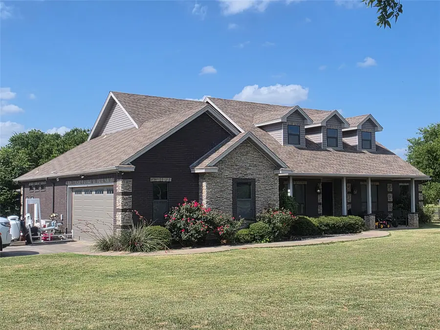 204 Jermyn Road, Jermyn, TX 76459 - #2
