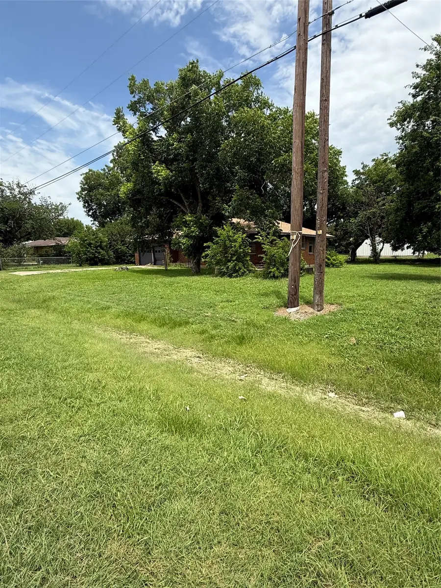 116 N N. Anthony Street, Anna, TX 75409 - #3
