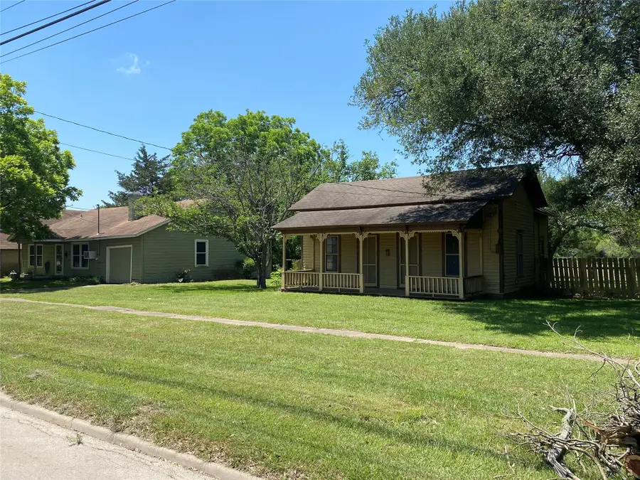 516 S Mckinney Street, Mexia, TX 76667 - #2