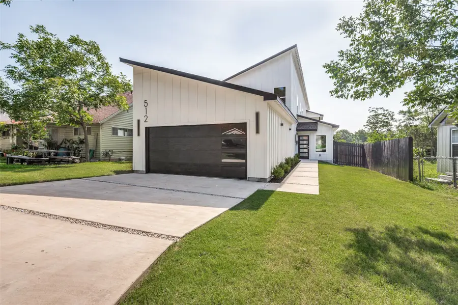 512 Phinney Avenue, Cockrell Hill, TX 75211 - #2