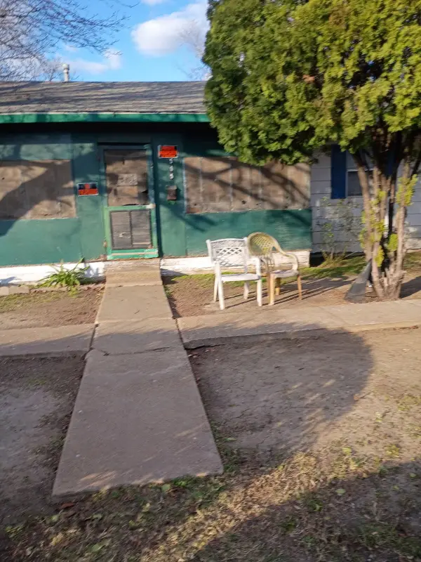 505 W 1st Street, Ferris, TX 75125