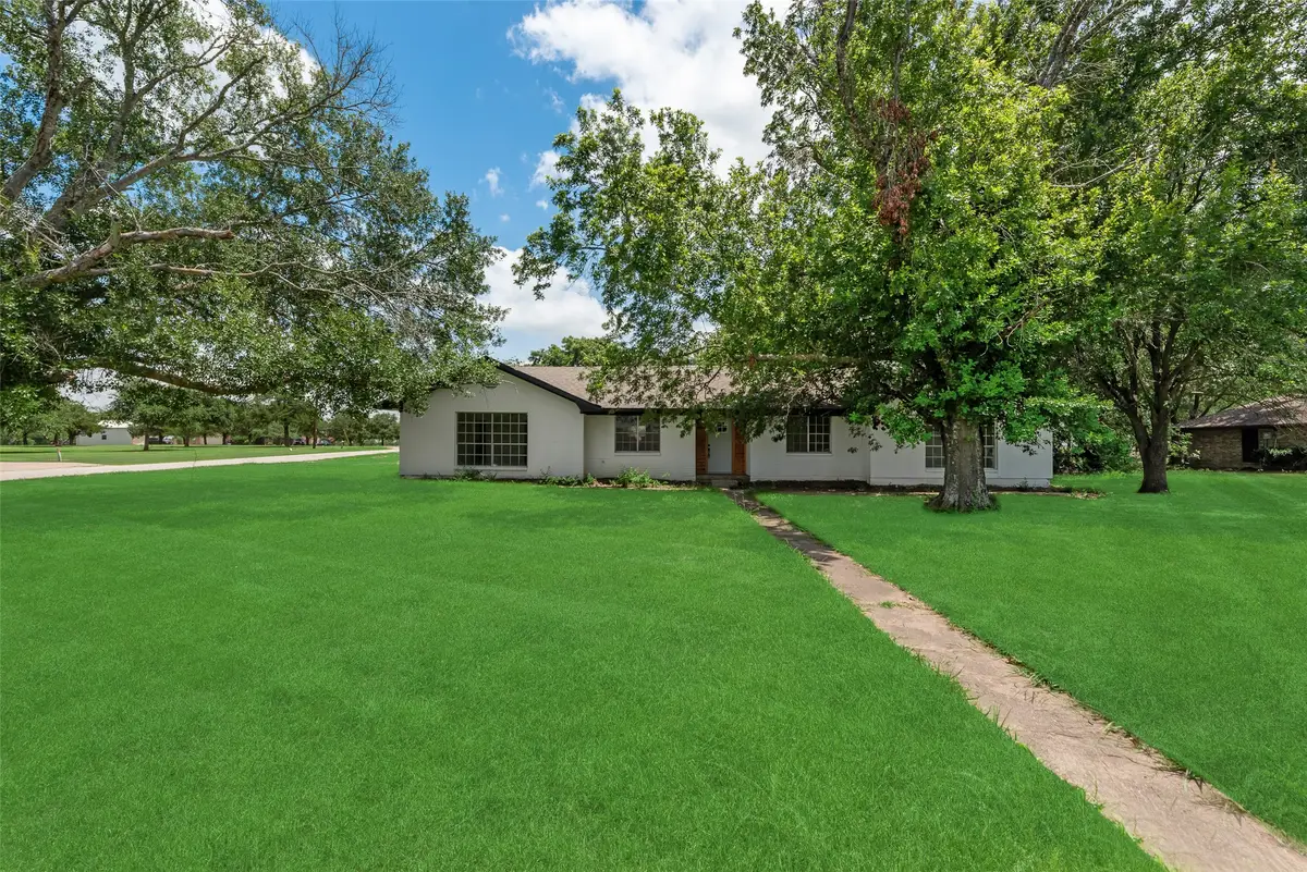 906 Mesquite Lane, Mexia, TX 76667 - #1