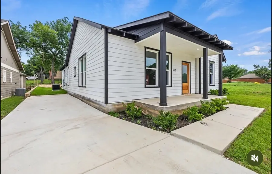 1310 Bessie Street, Fort Worth, TX 76104 - #2