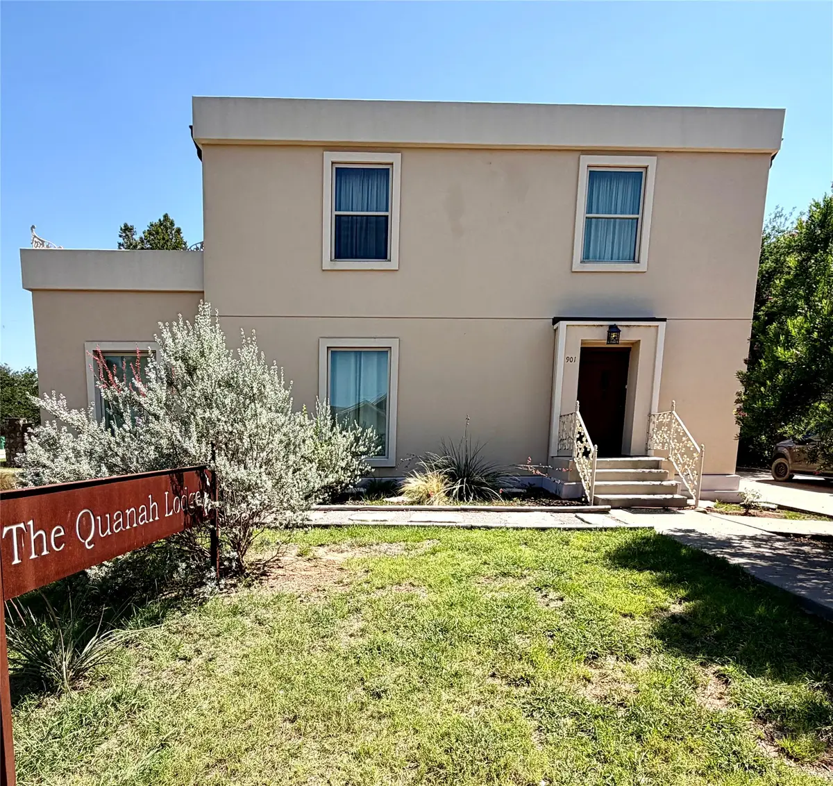 901 W Third Street, Quanah, TX 79252 - #1