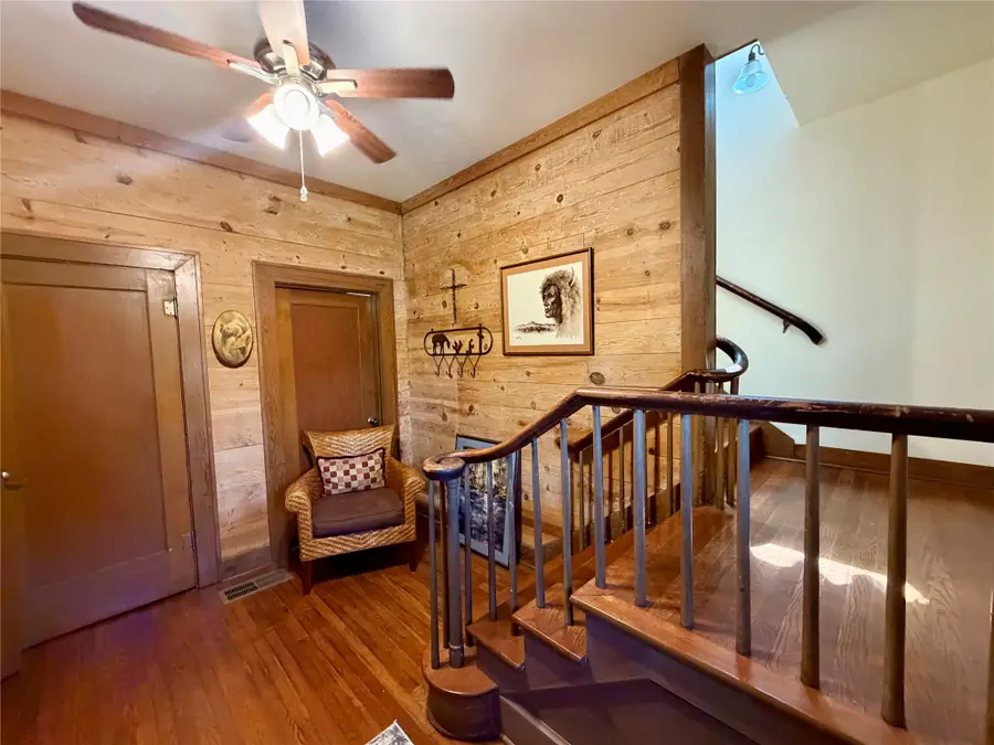 901 W Third Street, Quanah, TX 79252 - #3