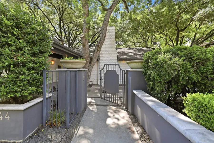 9544 Crestedge Drive, Dallas, TX 75238 - #2
