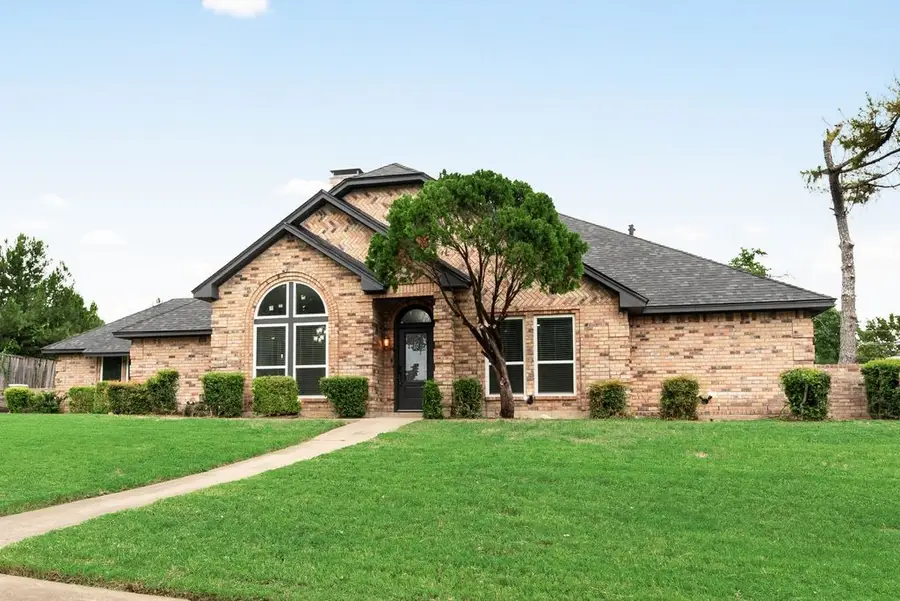 915 Greenbriar Lane, Duncanville, TX 75137 - #2