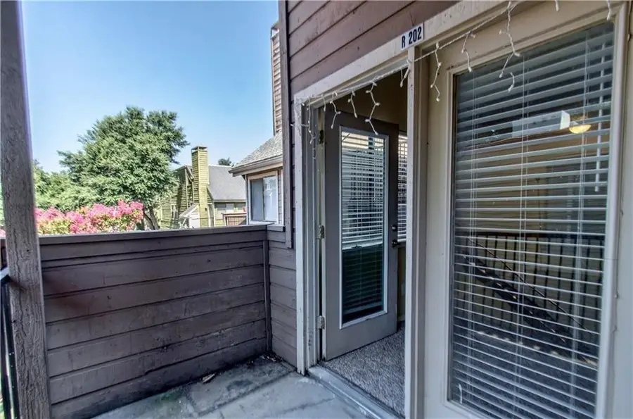 9835 Walnut Street #202, Dallas, TX 75243 - #3
