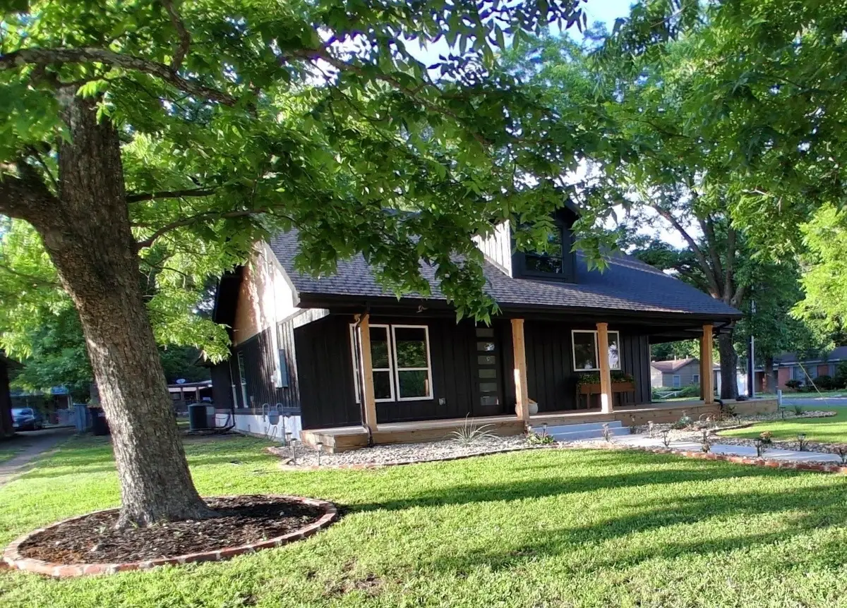 2157 Clarksville Street, Paris, TX 75460 - #1