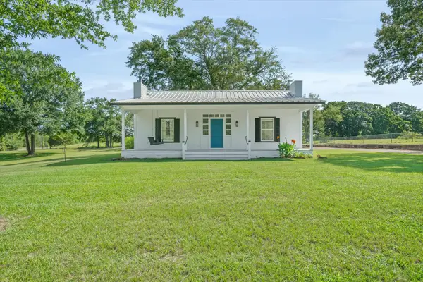 111 Vz County Road 3626, Edgewood, TX 75117