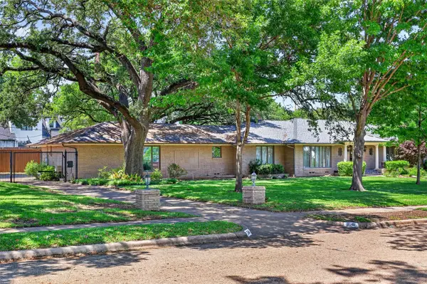 7141 Twin Tree Lane, Dallas, TX 75214