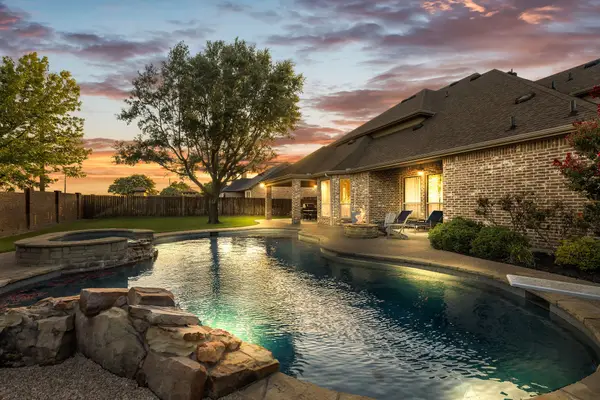 7206 Cattle Barron Court, Midlothian, TX 76065
