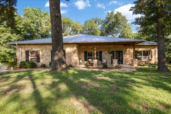 18598 Fm 1804, Lindale, TX 75771